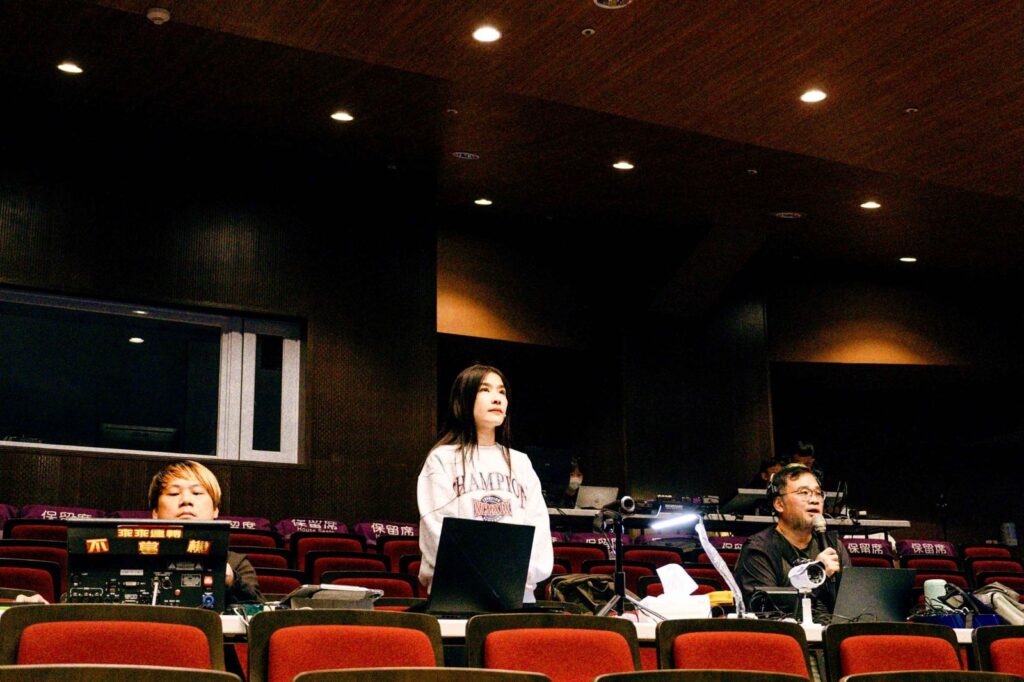小嫻演出前遭逢母親驟逝噩耗　忍悲完成舞台劇