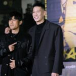 周杰倫現身林書豪退役典禮　自爆當路人為球迷幫拍照