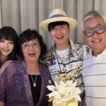 林俊傑無預警認愛！攜女友為媽媽慶生　一家四口合影曝