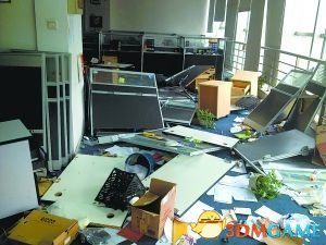 聚齐网疑陷资金链断裂危机 近百商户抢空公司总部