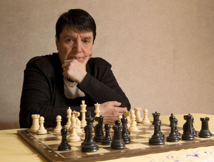 格鲁吉亚国际象棋大师因美剧《后翼弃兵》起诉网飞