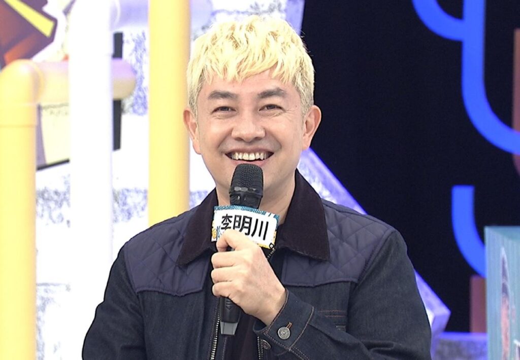 李明川怒揭女星假面具！上台狂酸造型俗氣　張立東遭出賣參加婚禮卻成免費主持人